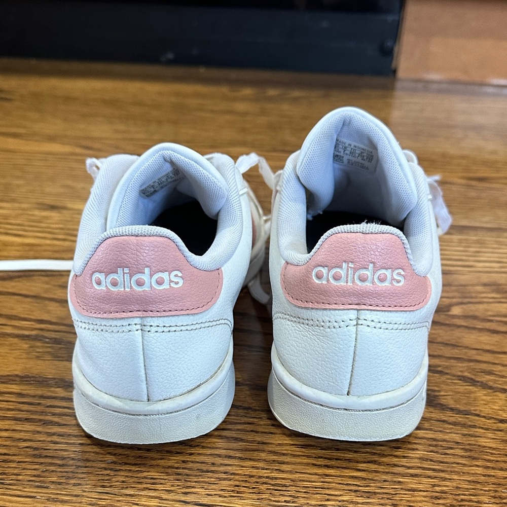 adidas Grand Court Women's White Sneakers with Pink Three-Stripes - Picture 3 of 8